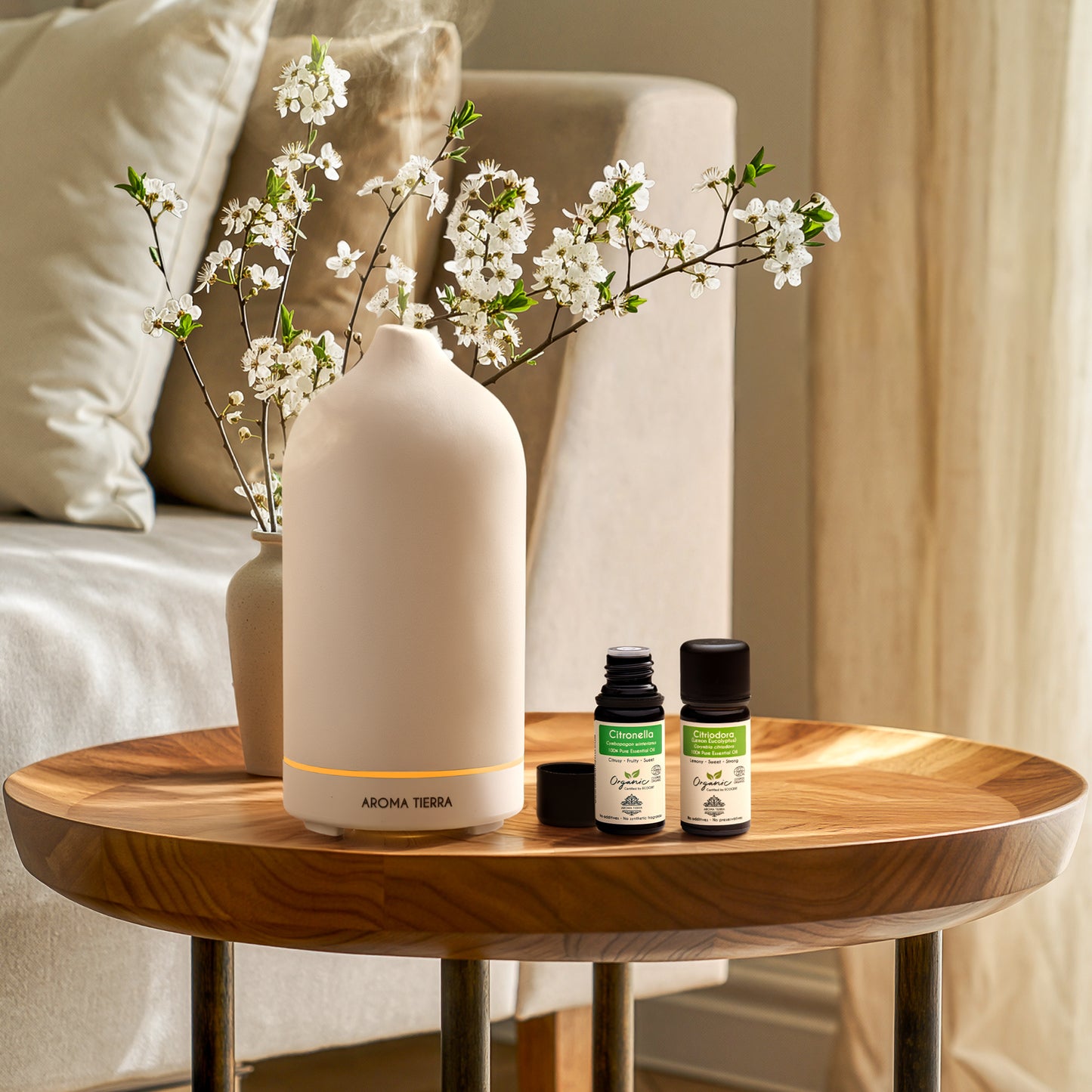 زيت عطري عضوي من السترونيلا