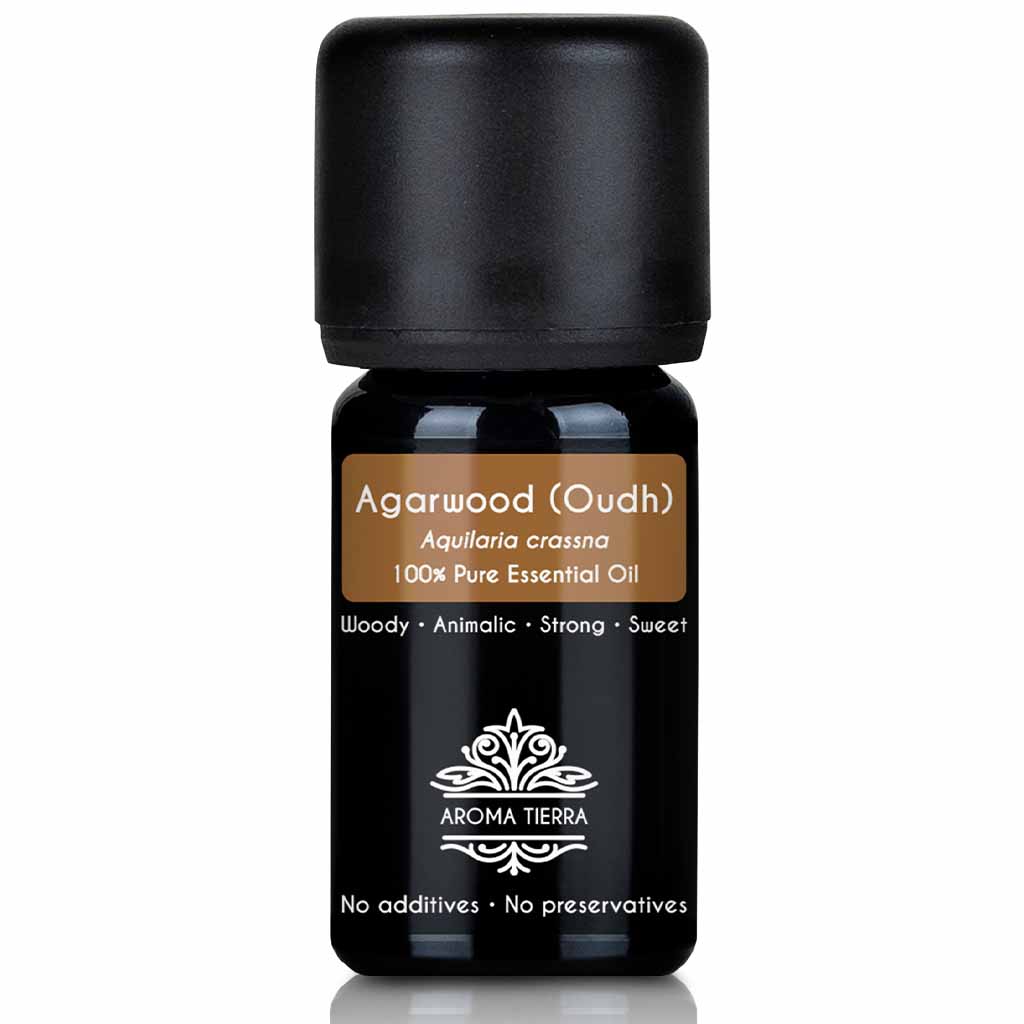 Aroma Tierra natural and pure Agarwood essential oil therapeutic grade, 5 ml.