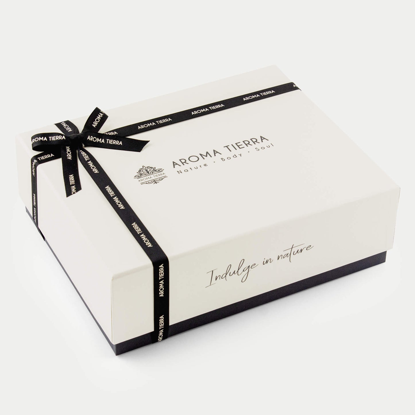 Aroma Tierra Luxury Corporate Gift Set, 100% organic and natural, elegant packaging, best customized wellness gifts