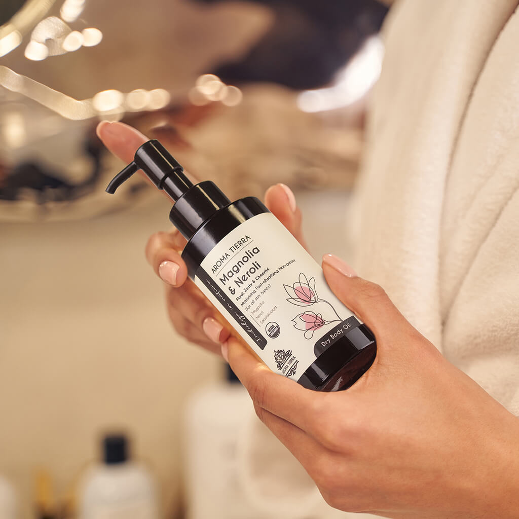 Aroma Tierra Magnolia Neroli body oil promotes deep relaxation.