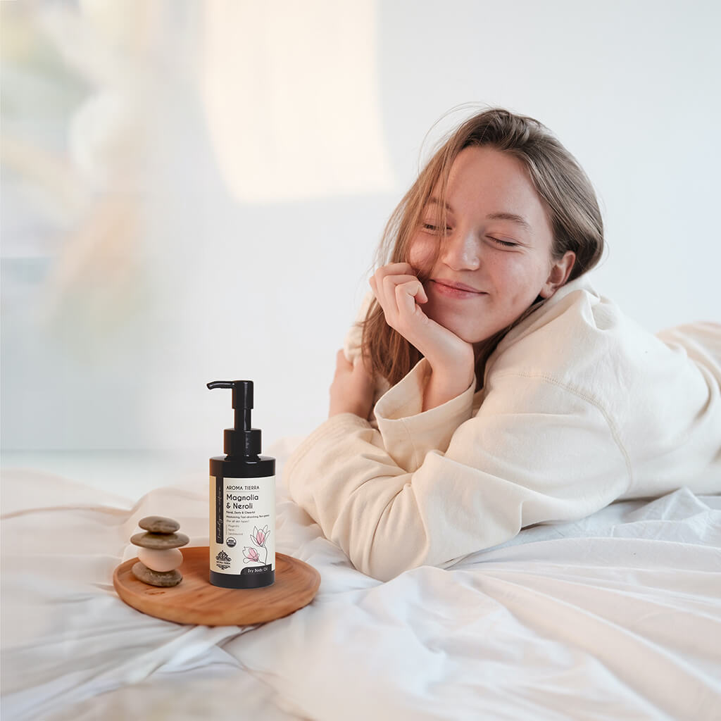 Aroma Tierra Magnolia Neroli body oil promotes positivity and hope.