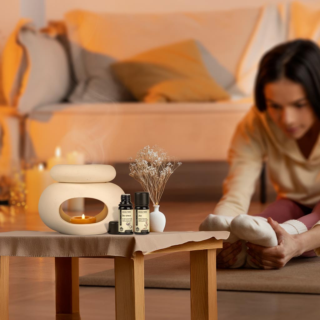 Aroma Tierra Lona ceramic candle diffuser gift set with De-stress and Joy essential oils — home relaxation lifestyle