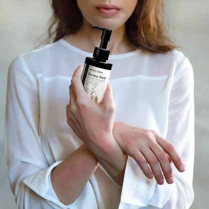 زيت ديرما هيل