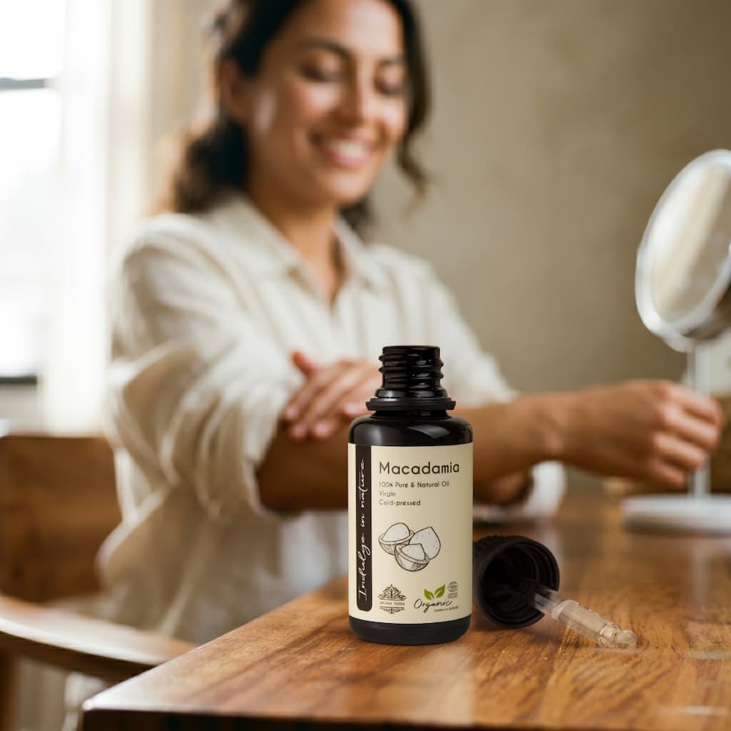 Organic Macadamia Oil — 100% Pure, Cold-Pressed, Unrefined